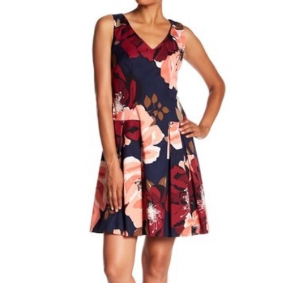 Trina Turk Dresses & Skirts - Trina Turk Devoted Floral-Print Pleated Sleeveless Dress, Multi. Size 14